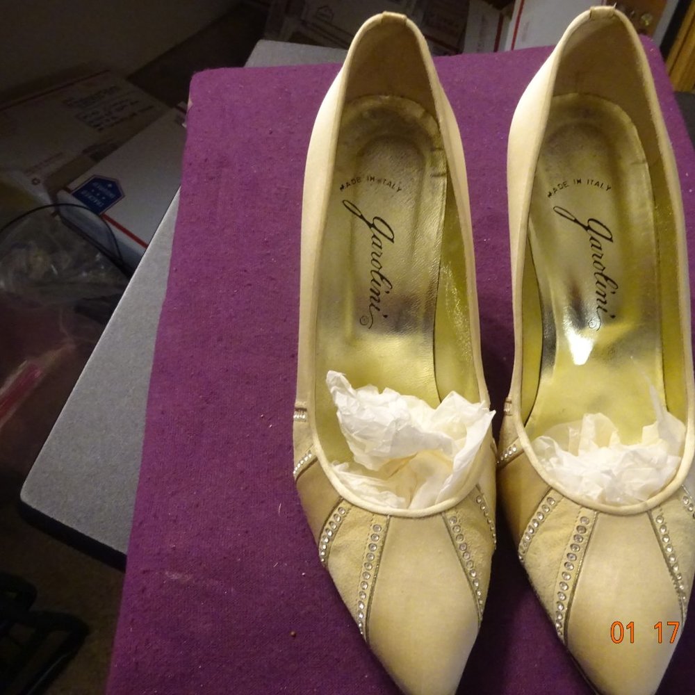 Garolini 2-1/2" Champagne Satin Heels